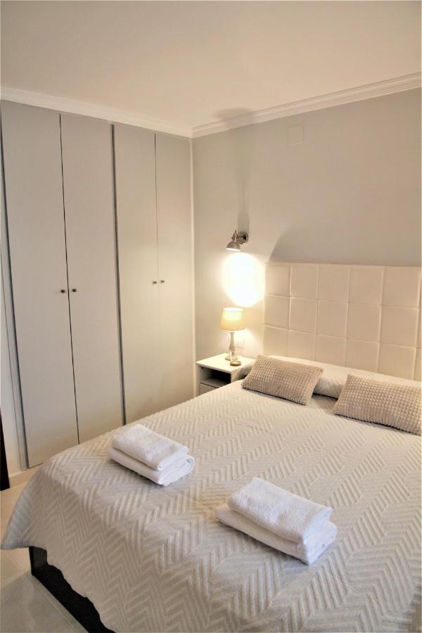 La Perla Apartment, Paradis Park, La Pineda - Atico 1ª Linea - Solarium - Wifi - Piscina Kültér fotó