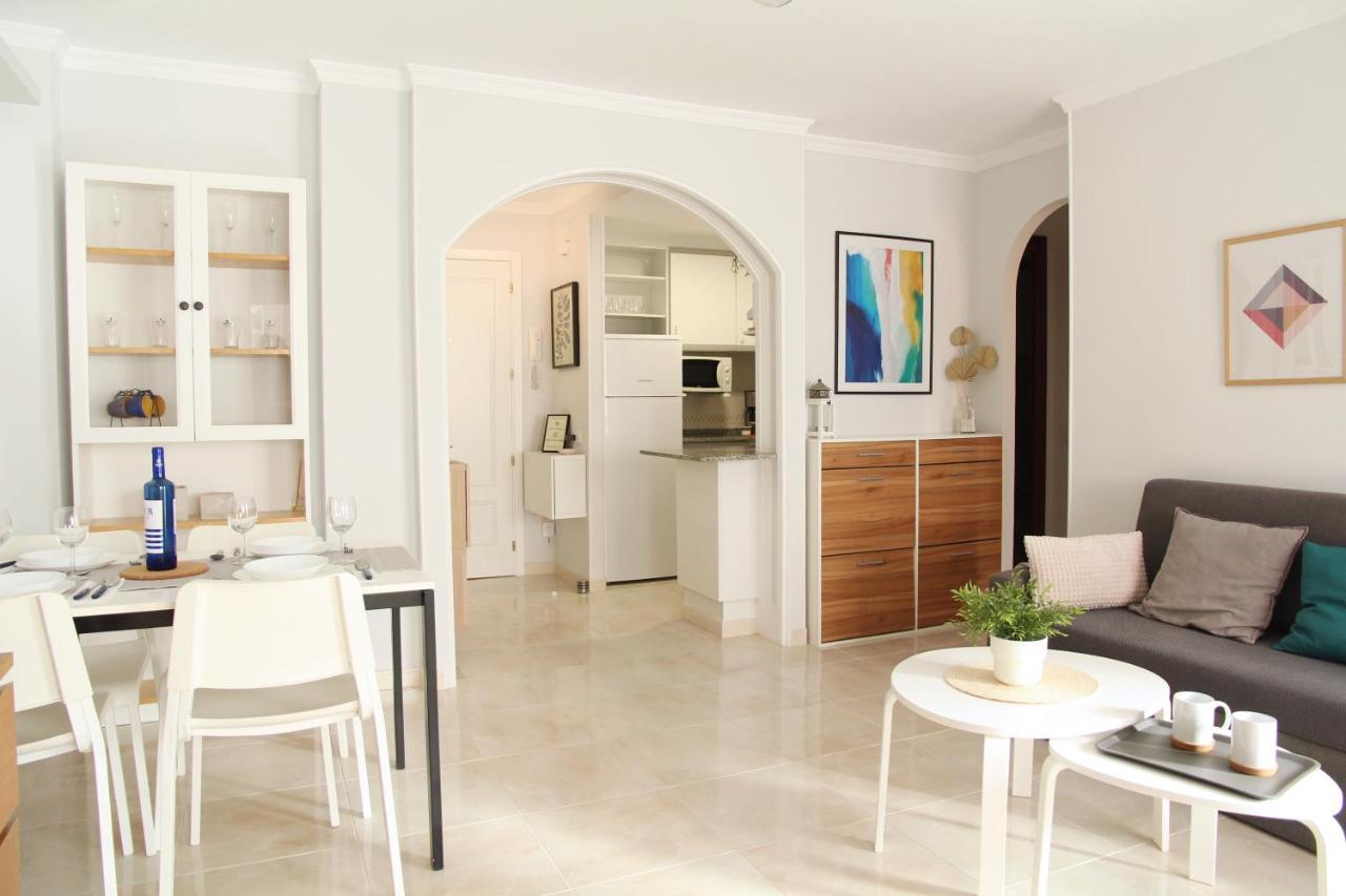 La Perla Apartment, Paradis Park, La Pineda - Atico 1ª Linea - Solarium - Wifi - Piscina Kültér fotó