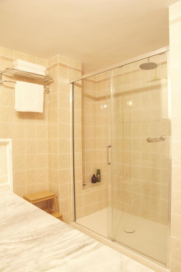 La Perla Apartment, Paradis Park, La Pineda - Atico 1ª Linea - Solarium - Wifi - Piscina Kültér fotó